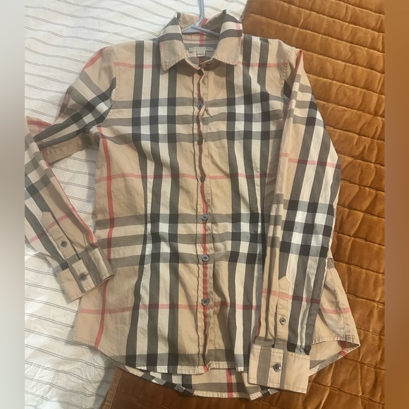 Burberry button down size s - Picture 1 of 1